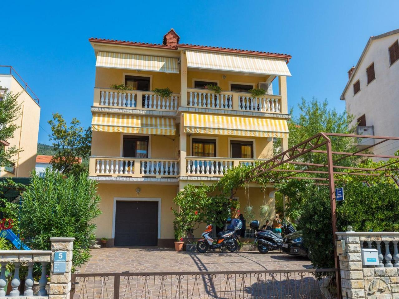 Apartment Nevelina Selce Exterior photo